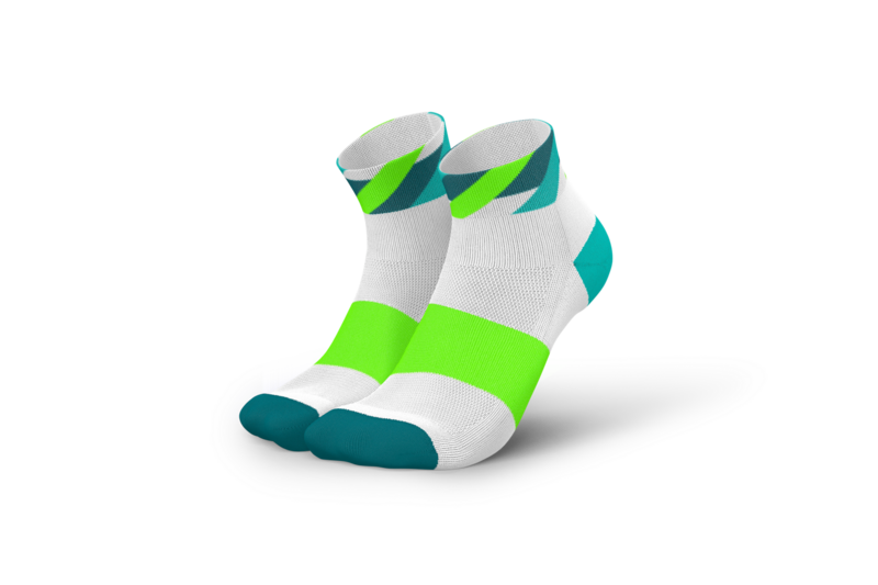 INCYLENCE 跑步運動機能短襪 LOOPS SHORT WHITE GREEN